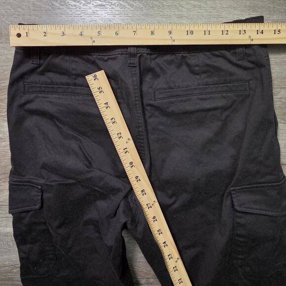 Uniqlo Cargo Jogger Pants Men’s Small Black Stretch RN 139864 - Picture 3 of 4